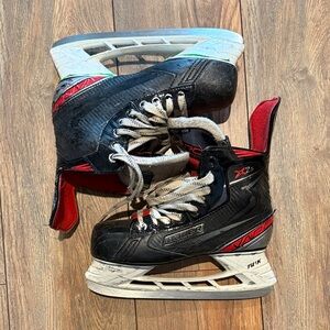 Bauer Vapor x2.5 Hockey Skates size 5R